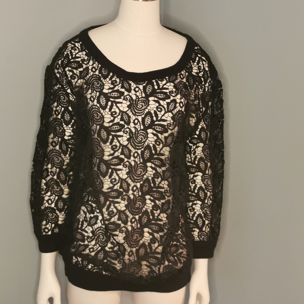 🌺 Wilfred Top, Black Lace, Size Small - Picture 4 of 8